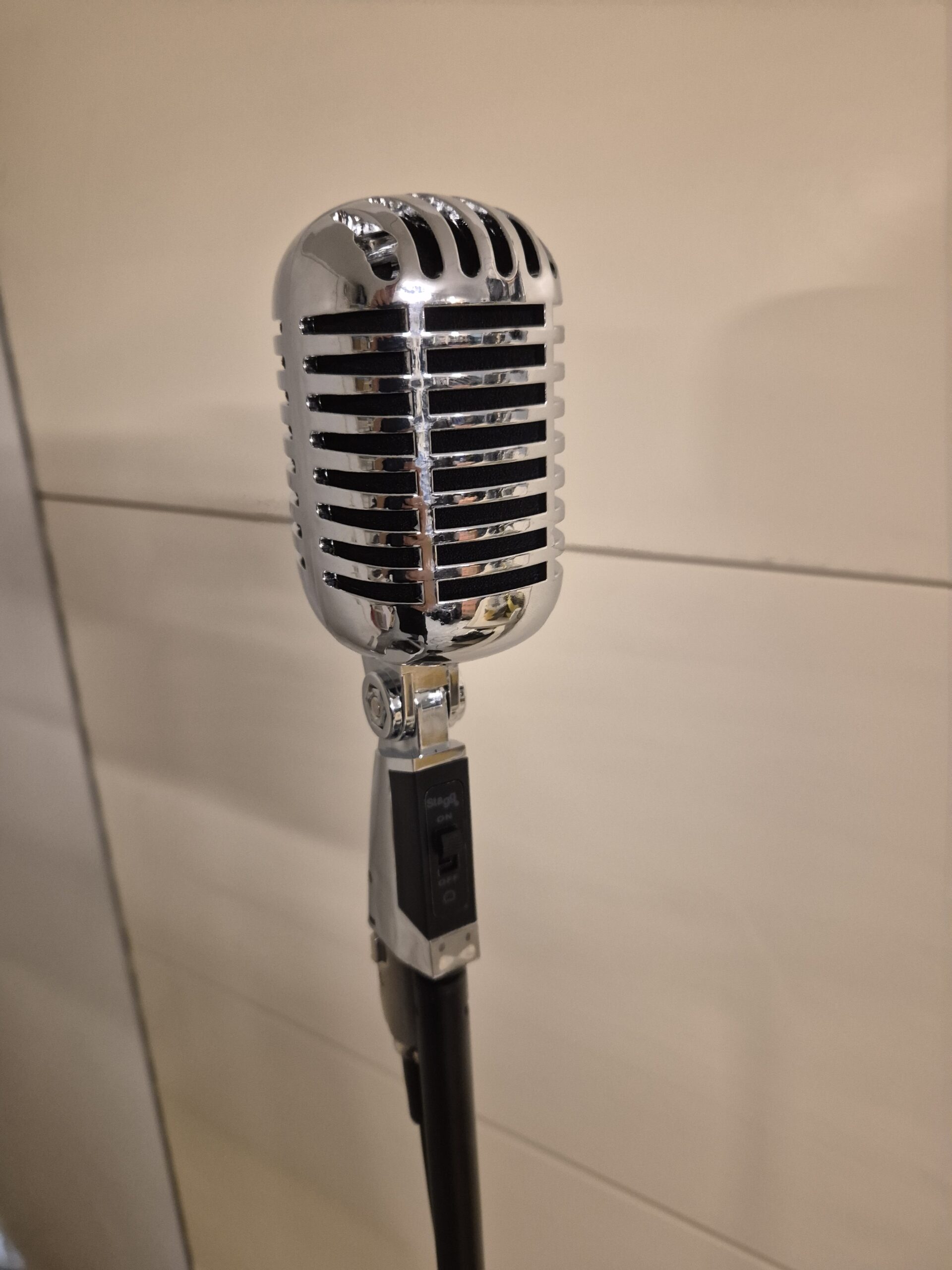 Elvis vintage microfoon met statief - Afbeelding 3